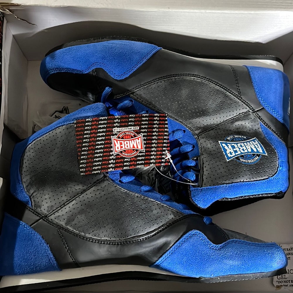 New Amber Boxing shoes size US 7.